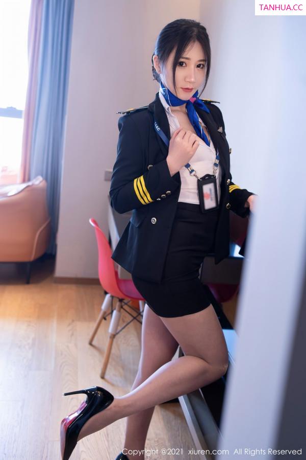 Coral 顾乔楠 空乘小姐姐顾乔楠 制服机长长发飘逸第17张图片